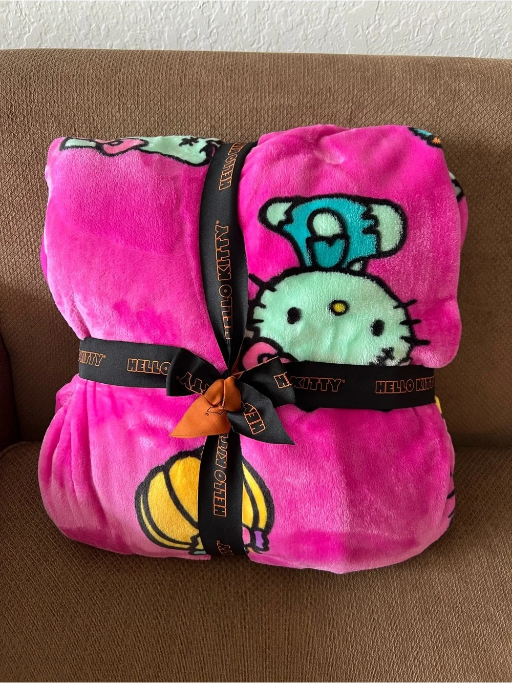 NWT Rare Hello Kitty Halloween Frankenstein Pumpkin Pink Plush Twin Size Blanket